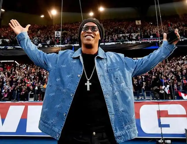 离不开团队 离不开团队